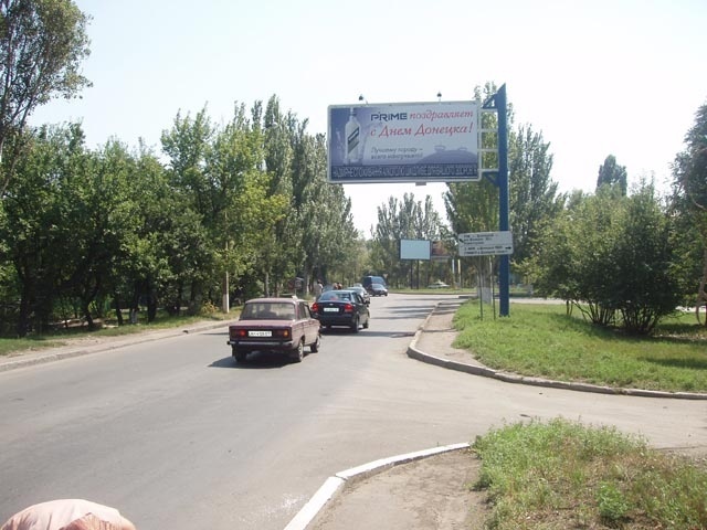 Щит 6x3, ул. Майская - ул. Светлого Пути (АЗС "Параллель", магазин) Щит 6x3, ул. Майская - ул. Светлого Пути (АЗС "Параллель", магазин)