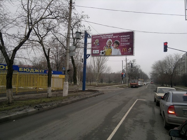 Щит 6x3, пр. Павших Коммунаров - ул.Ходаковского Щит 6x3, пр. Павших Коммунаров - ул.Ходаковского