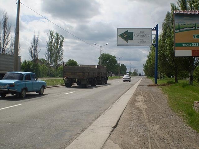 Щит 6x3, пр. Ленинский, городская черта (выезд из города) Щит 6x3, пр. Ленинский, городская черта (выезд из города)