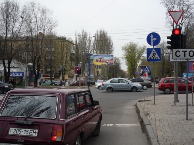 Щит 6x3,  пр. Титова - ул. Артема (РСК "Олимпийский")