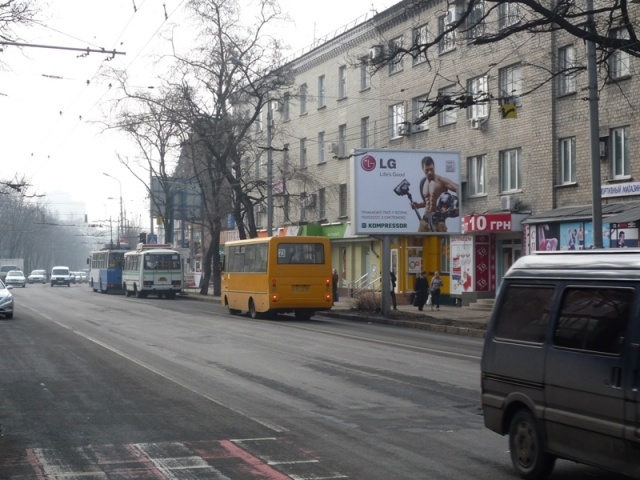 Беклайт 4x3, ул. Университетская, 80 (супермаркет "Амстор", продукты "Grand Gourmand") Беклайт 4x3, ул. Университетская, 80 (супермаркет "Амстор", продукты "Grand Gourmand")