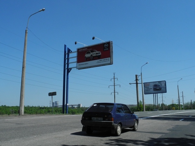 Щит 6x3, Красноармейское шоссе, городская черта (въезд в город) Щит 6x3, Красноармейское шоссе, городская черта (въезд в город)